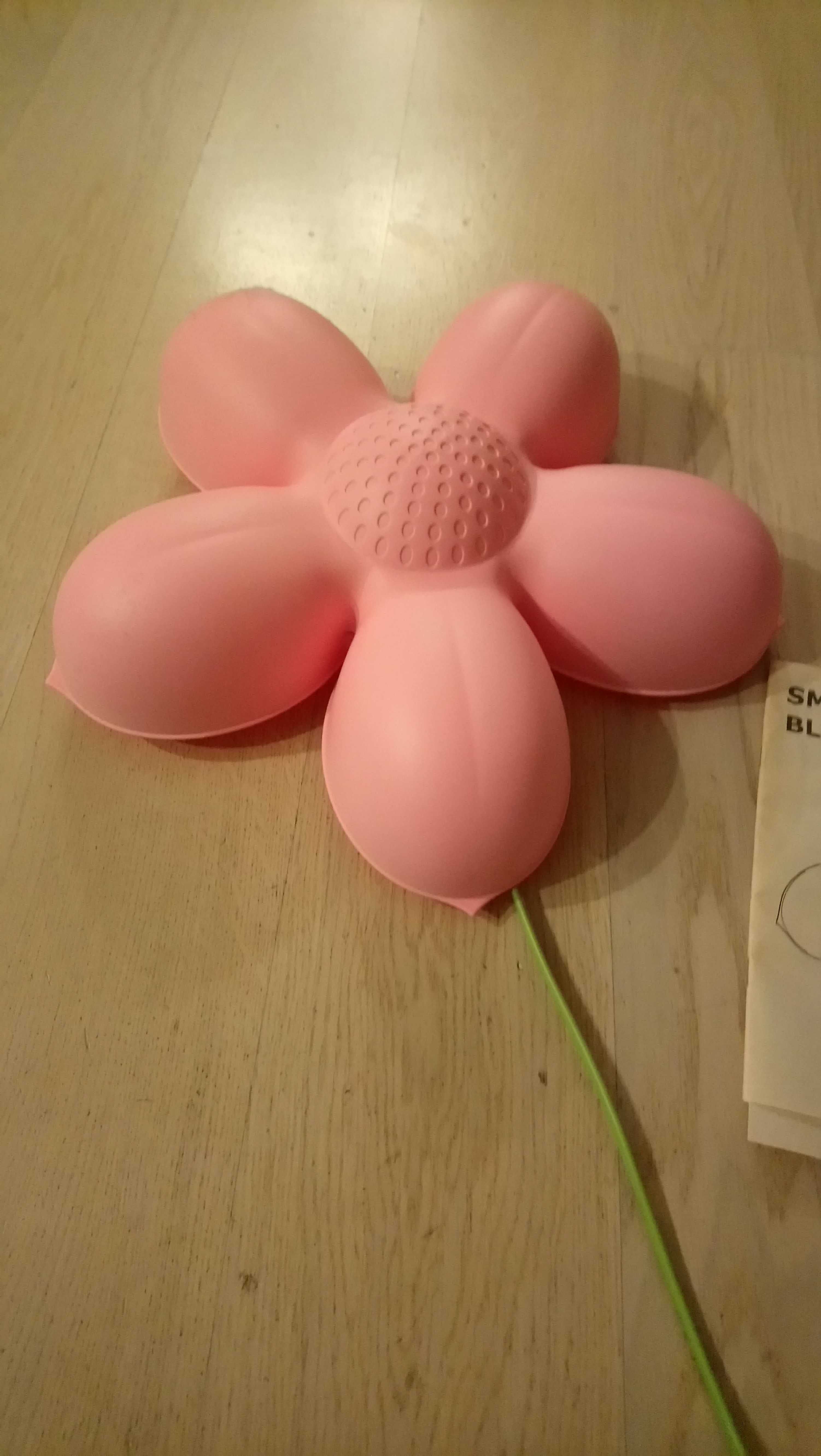 lampa IKEA smila blomma