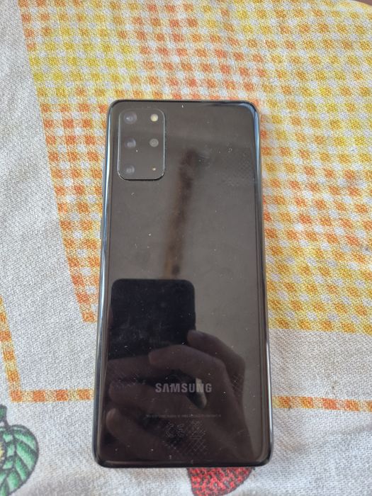 Samsung Galaxy S20 Plus (128gb / 8gb)