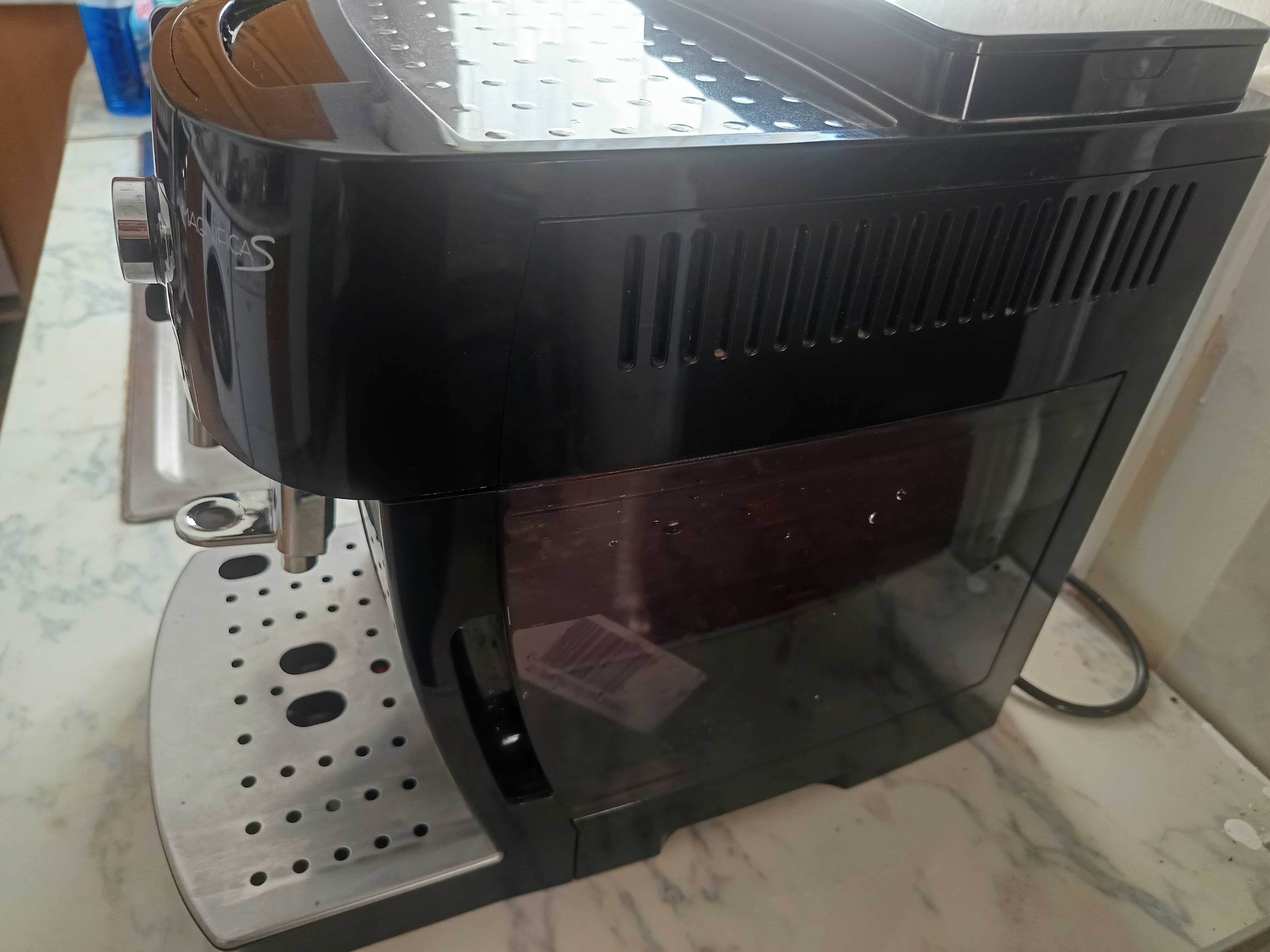 Delonghi Magnifica S