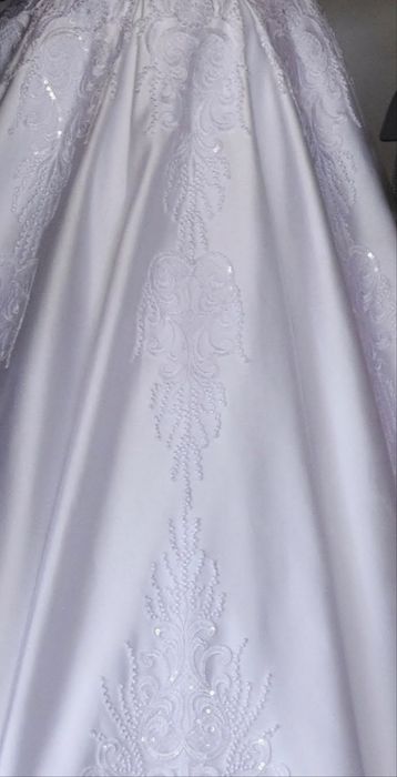 Весільна сукня!!!