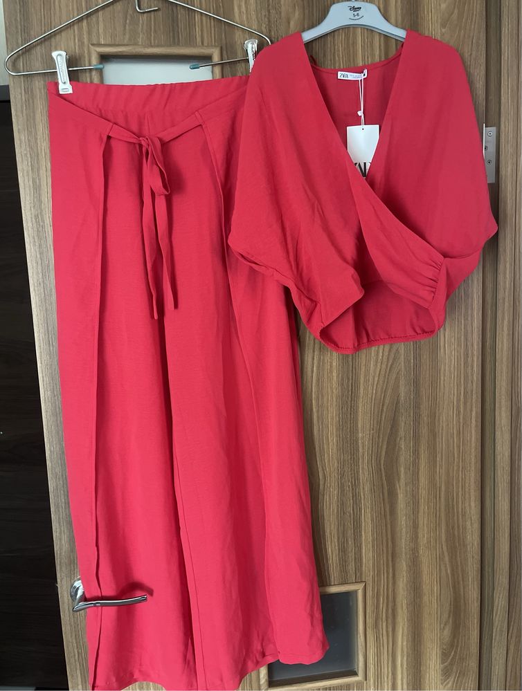 Новий червоний шифоновий літній костюм zara, юбка-брюки, розмір S