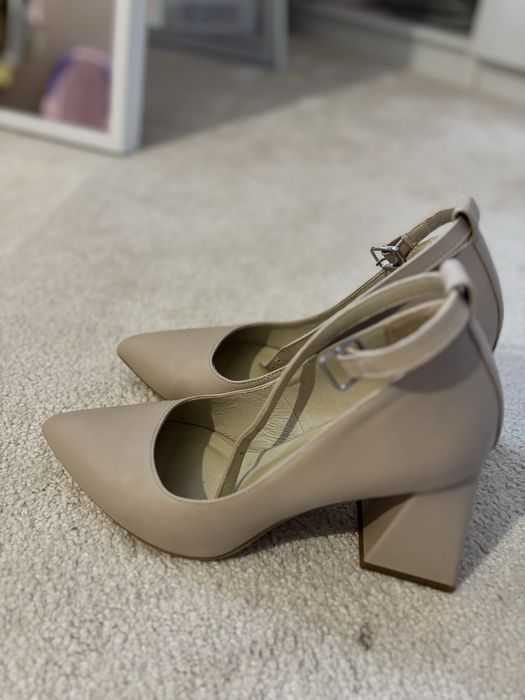 Туфлі жіночі/жіноче взуття