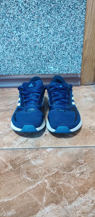 Продам кросівки Adidas
