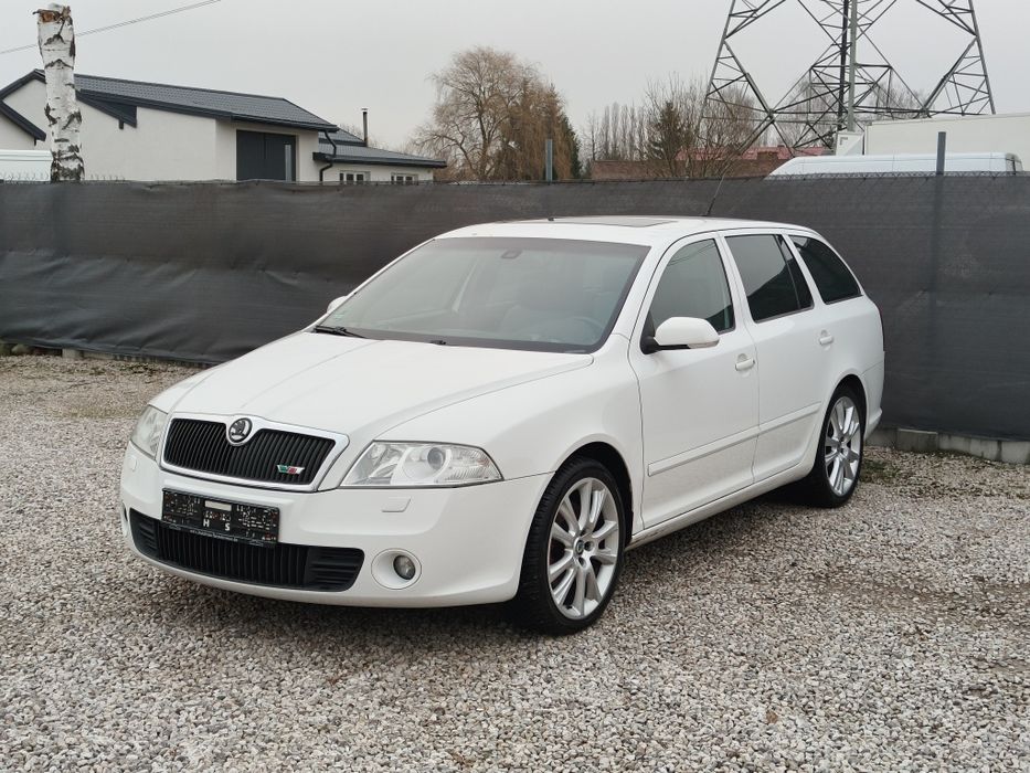SKODA OCTAVIA RS • 2.0T 200KM • Manual • Bogate Wyposażenie • Niemcy