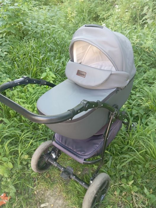 Каляска 2 в 1 Victoria Gold Classic