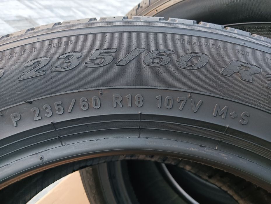Pirelli Scorpion verde 235 60 R 18 107 V