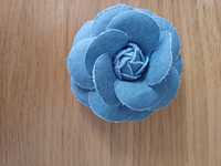 Róża ozdobna niebieska