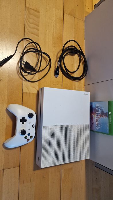 Konsola xbox one s model 1681 stan idealny pad gra kable