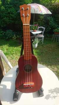 Ukulele, do nauki gry , jako pierwszy instrument.