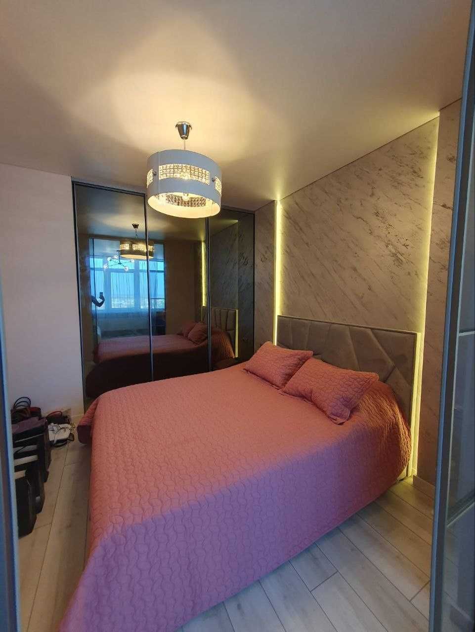 1-комн. квартира с дизайнерским ремонтом, Жемчужина, 42 м.кв.
