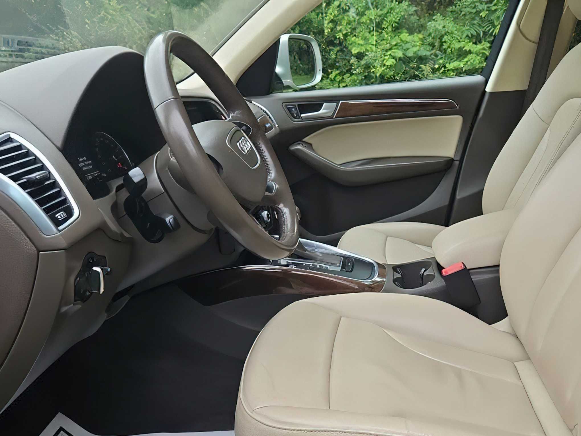 Audi Q5     2017