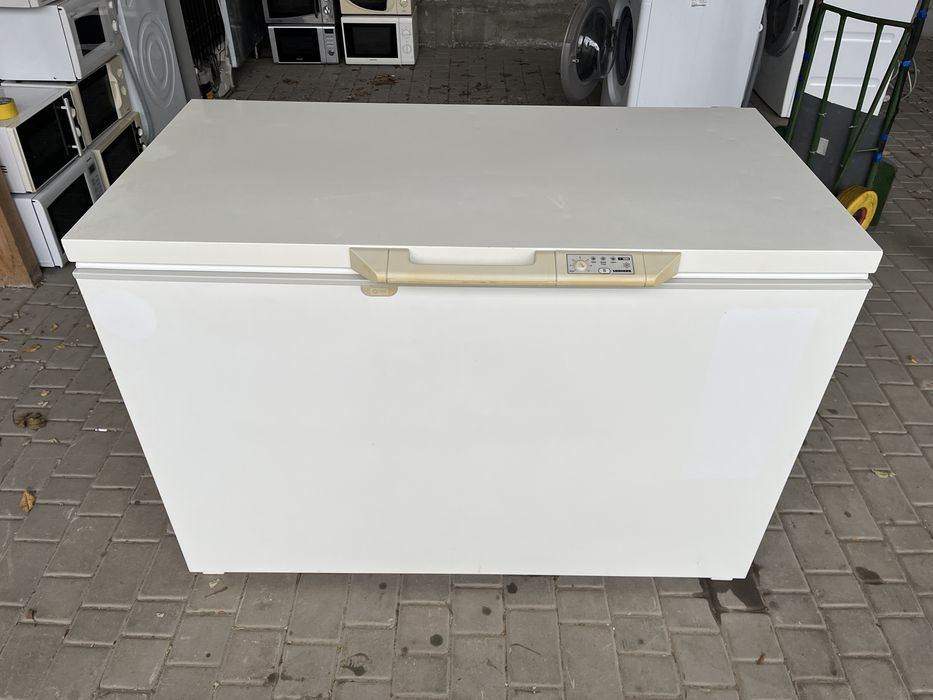 Морозильна камера Liebherr SP2130 На 300 літрів Морозильний Ларь