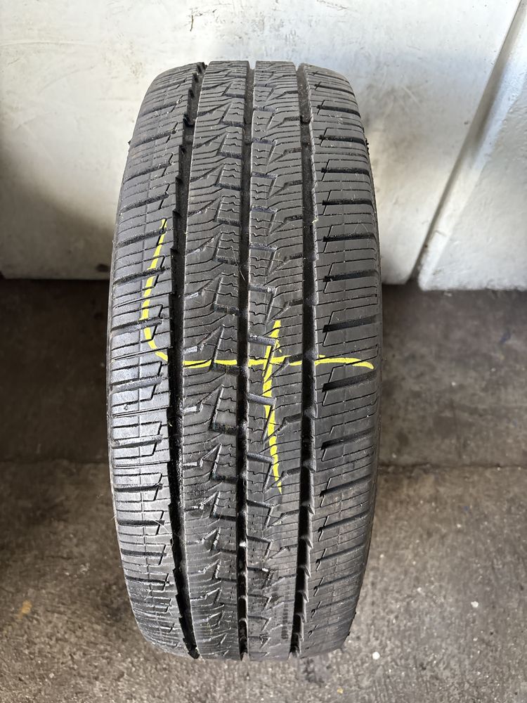 4x Opony Continental VanContact 4Season 215/70R/15C