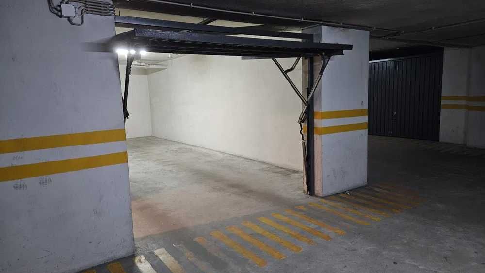 Garagem fechada 47 m2