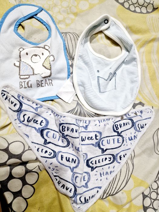 Komplet śliniaczków 4 szt