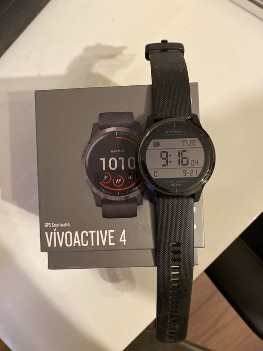Garmin vivoactive 4 czarny