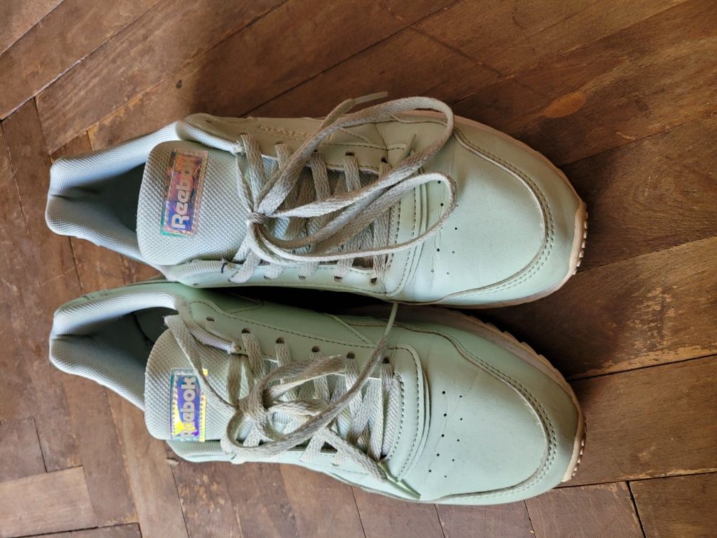 Reebok damskie miętowe rozmiar 40