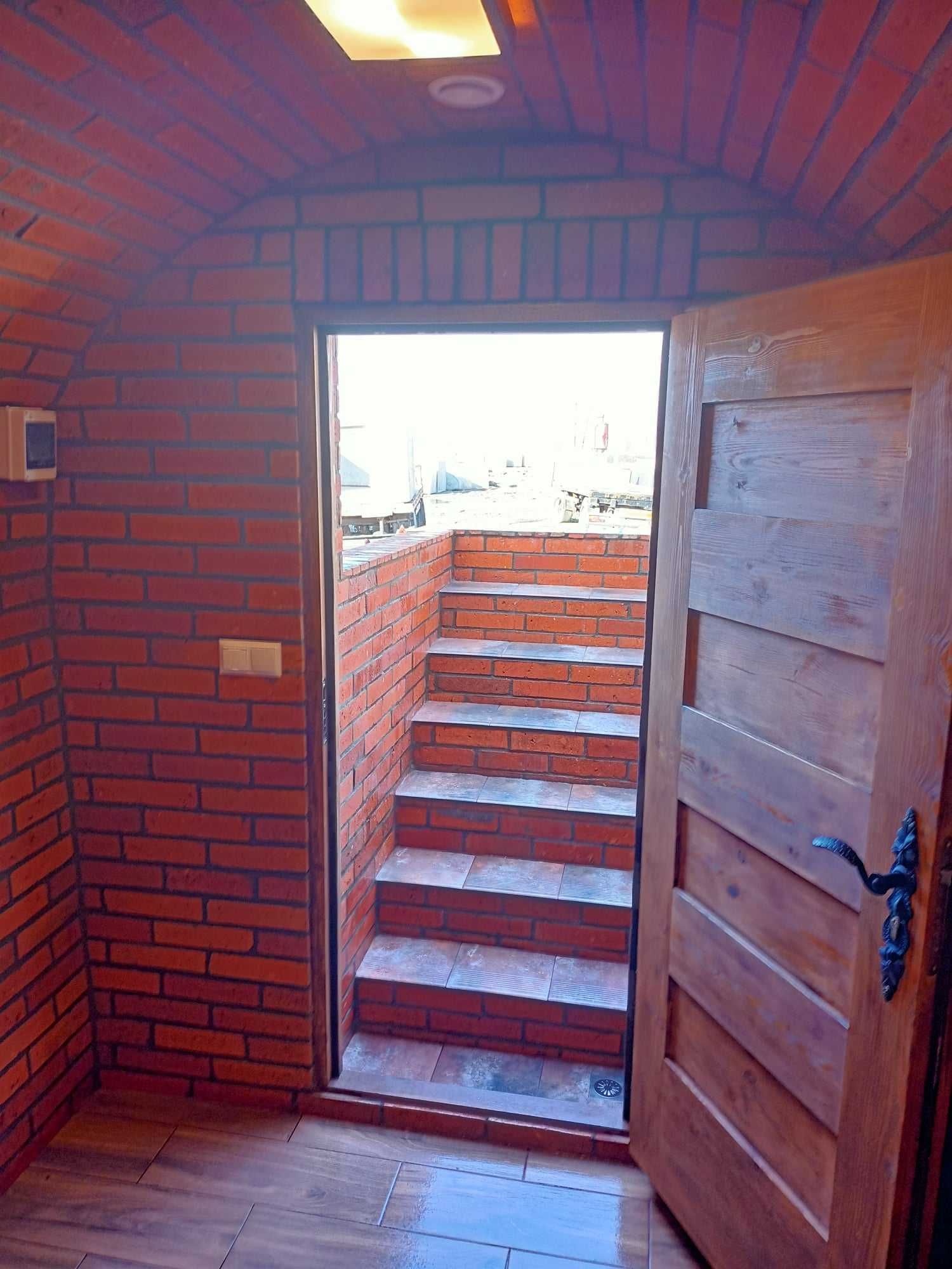 schron , piwniczka betonowa , ziemianka , piwnica , sauna ogrodowa