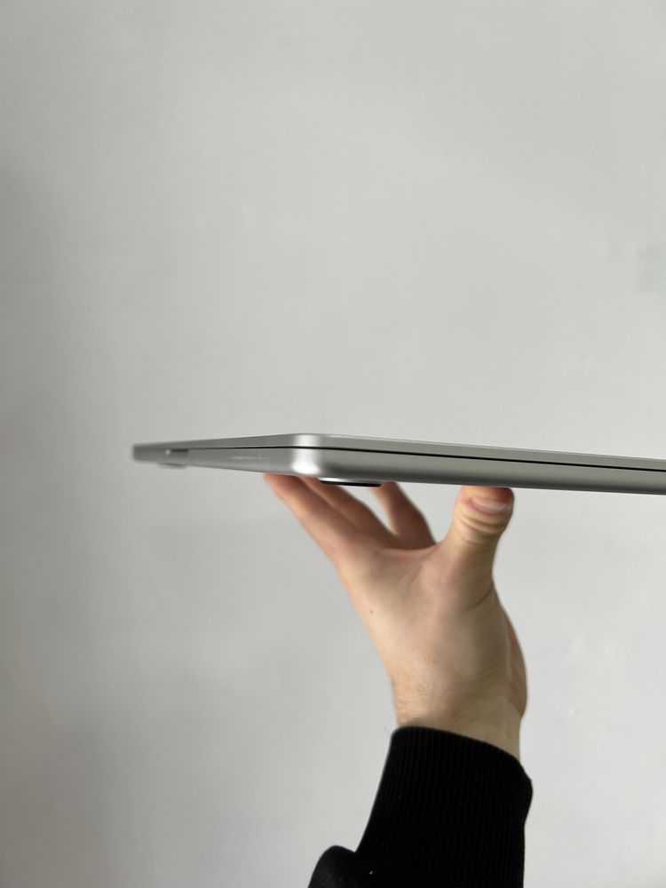 MacBook Air 15.3 M2 Silver