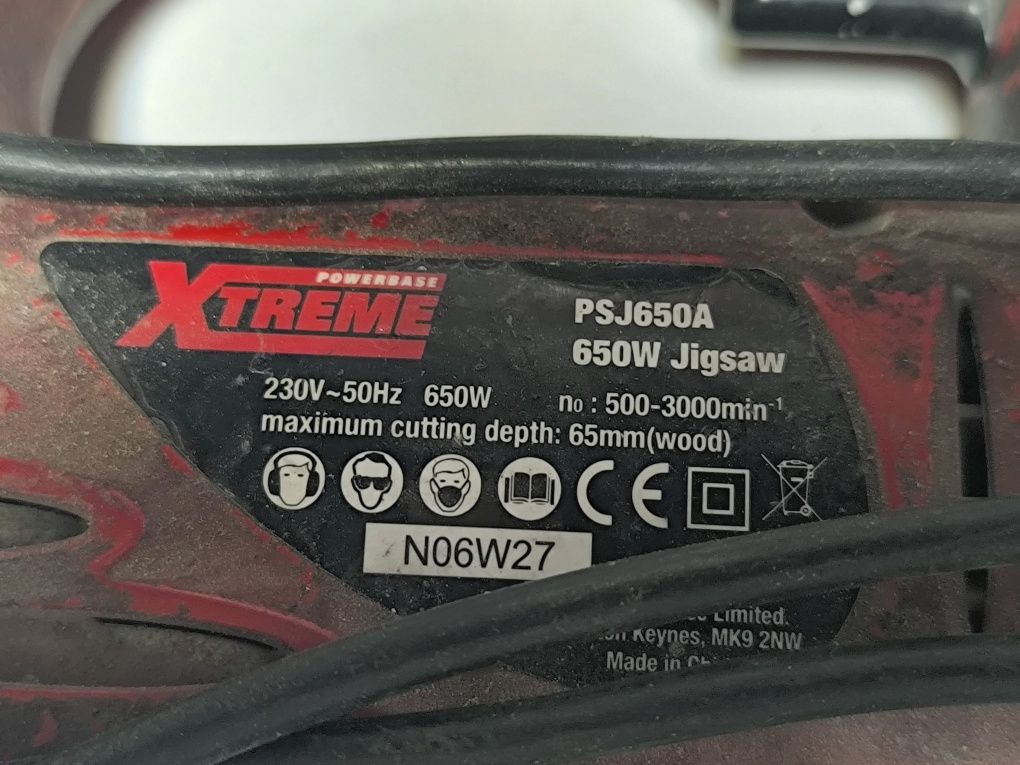 wyrzynarka uszkodzona, wtyczka angielska
