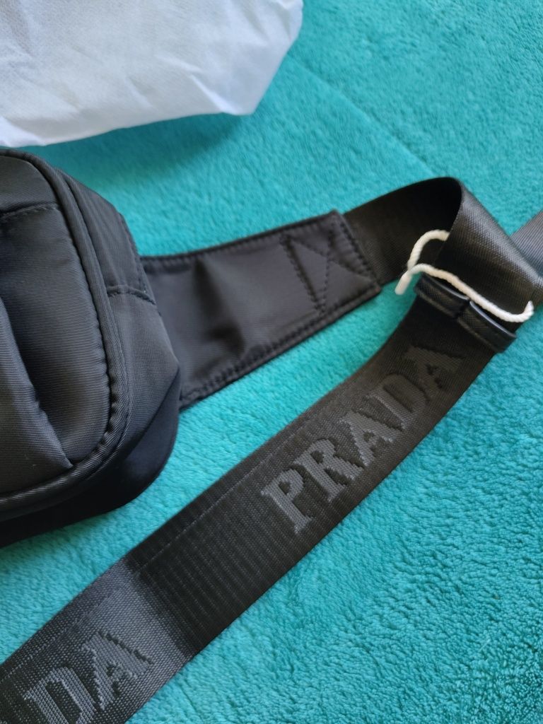 Bolsa Prada cintura