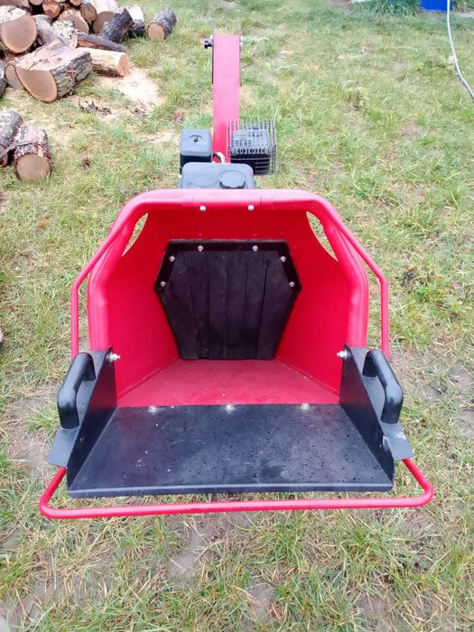 Rębak do gałęzi wynajem