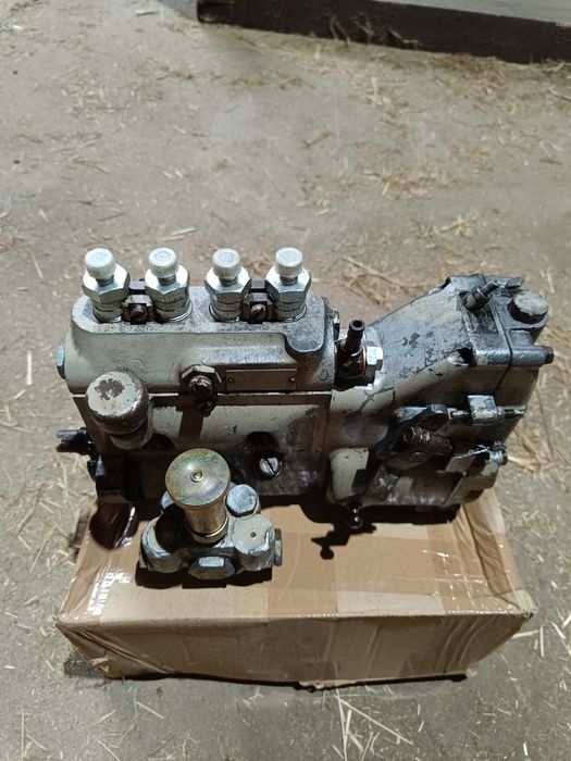 Pompa wtryskowa Ursus C-360