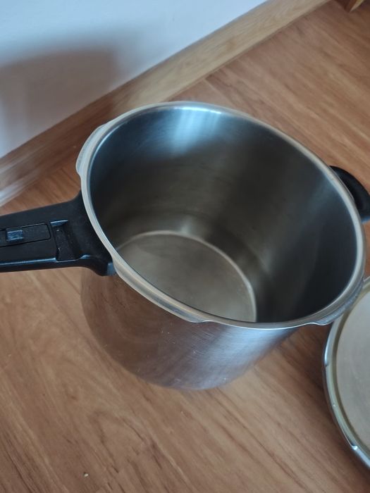 Скороварка WMF Perfect.  Німецька. 4.5 л