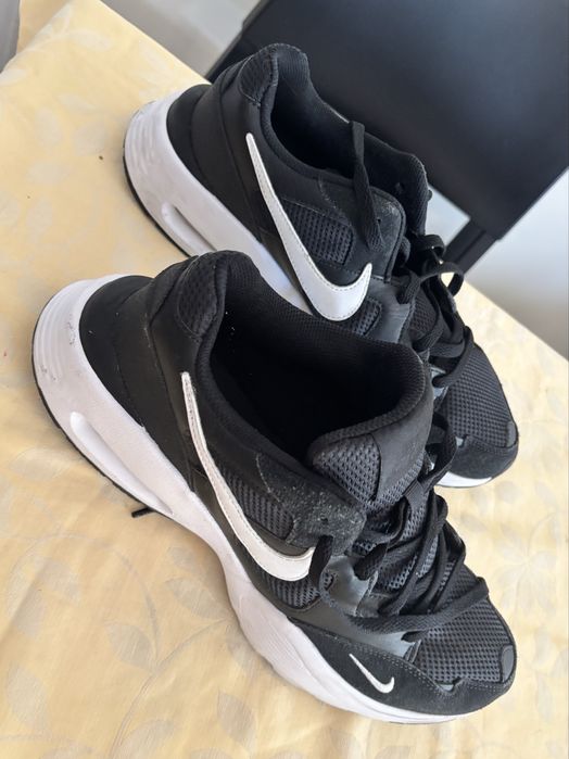 Tênis Nike novo