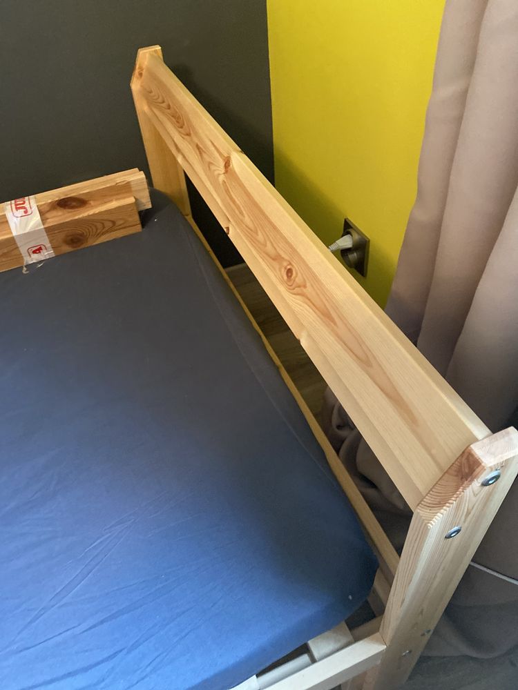 Ikea NEIDEN rama łóżka, materac, łóżko sosnowe jednoosobowe 90x200