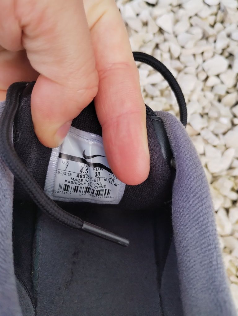 Oryginalne buty Nike m2k tekno 38 damskie