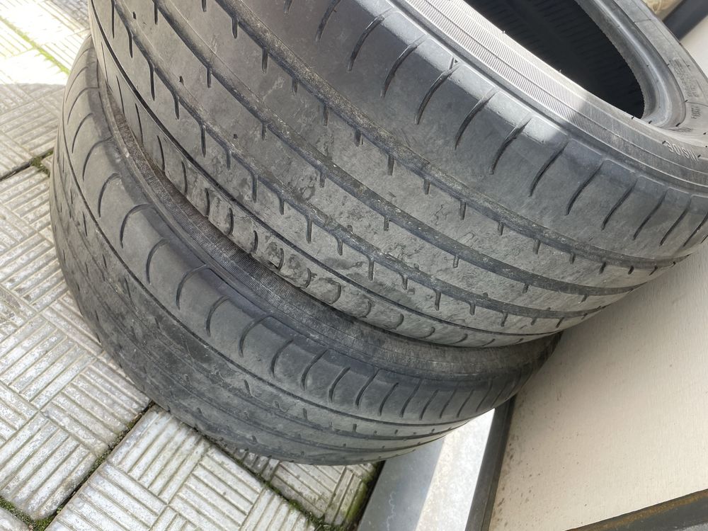 Продам резину Toyo 225/55 R17