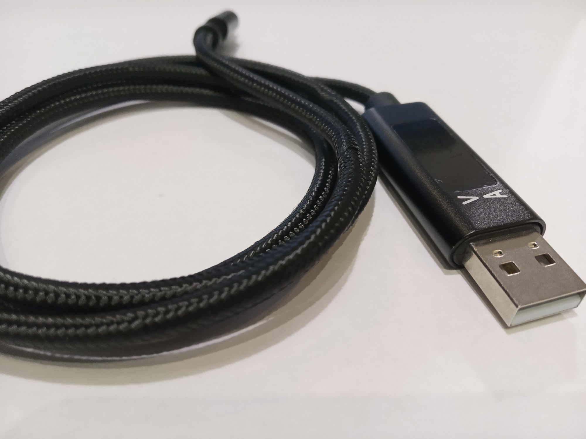 Кабель USB - Micro USB цифровой дисплей для зарядки и передачи данных
