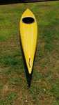 Kayak em fibra de vidro para aguas lisas.