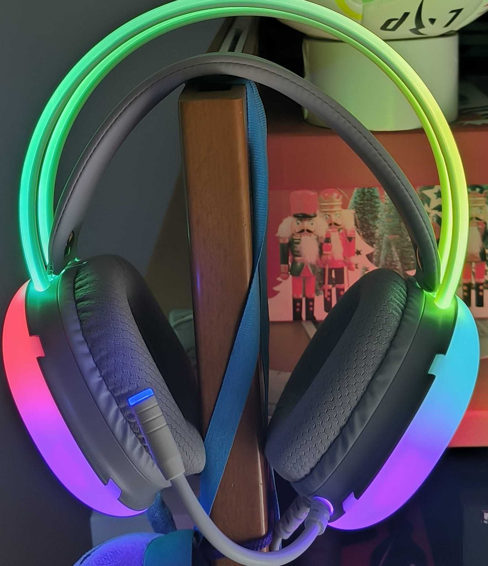 Auscultadores com LED's RGB