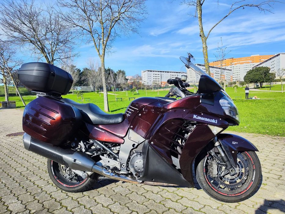 Kawasaki GTR  1400