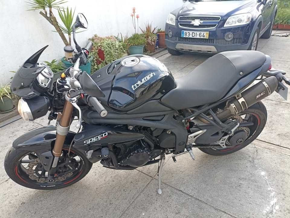 Triumph Speed Triple 1050