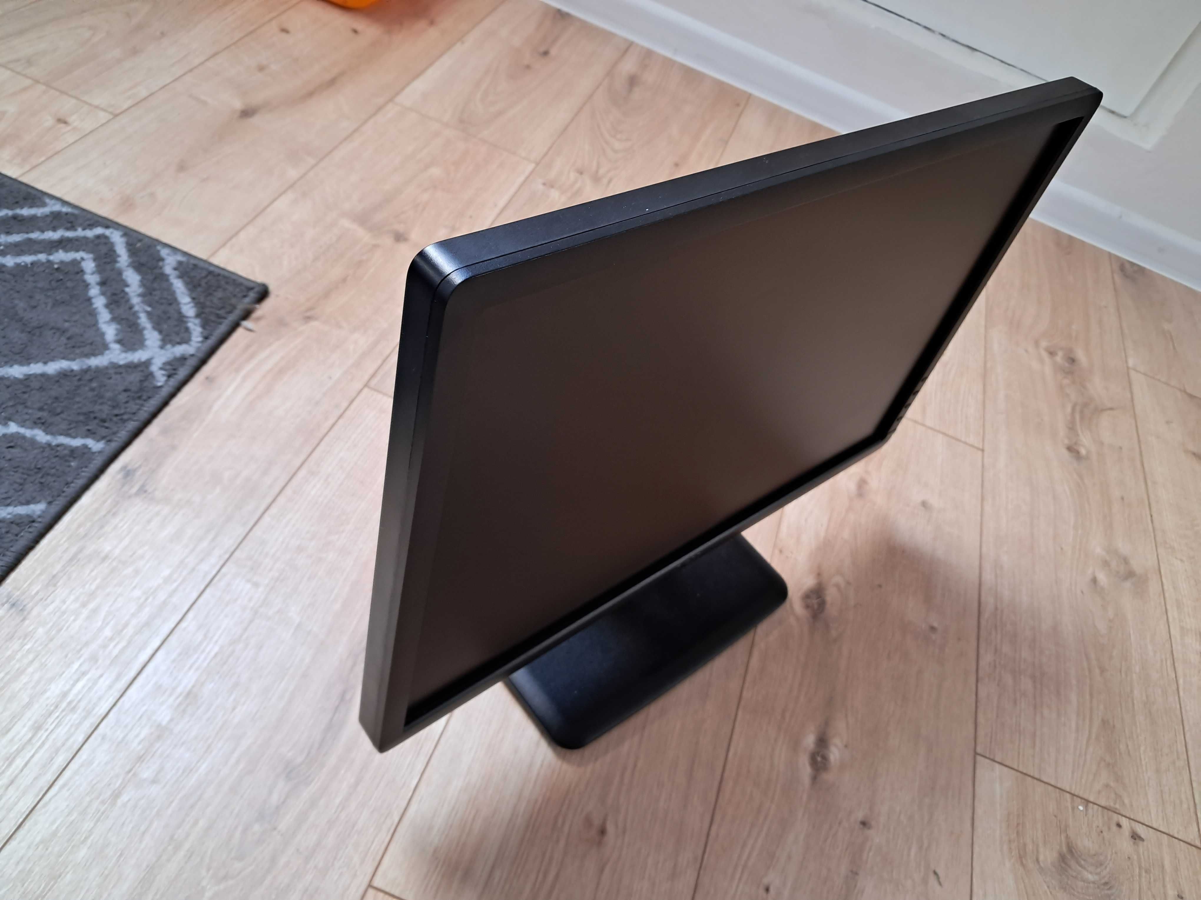 Monitor DELL LED E2213 22'' stan bardzo dobry