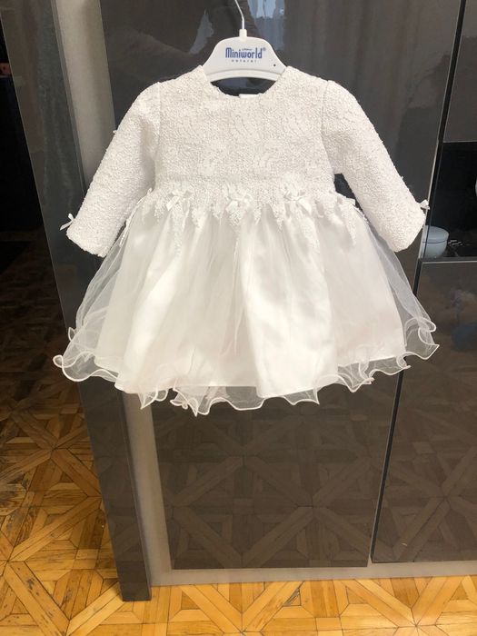 Biała sukienka tiulowa, koronkowa na chrzest