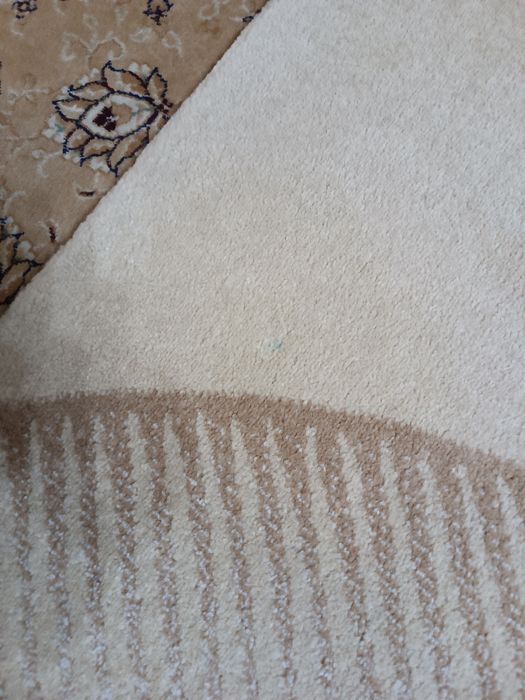 Два килими за 600 грн