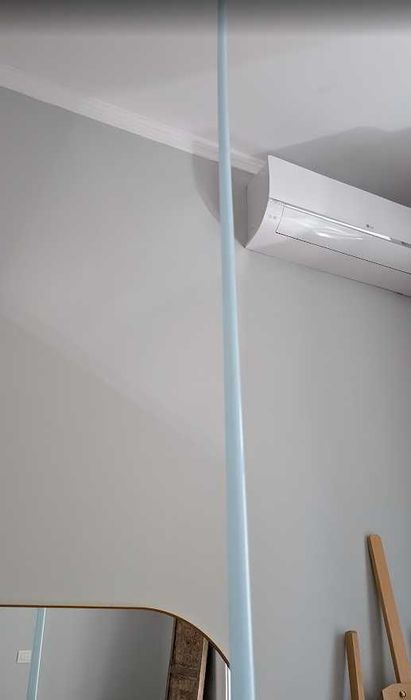 Obra de arte em forma de lágrima de vidro | Glass teardrop artwork