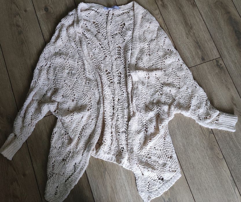 Ażurowy sweterek narzutka Amisu beż r 38 M