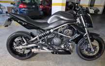 Moto Kawasaki ER6N