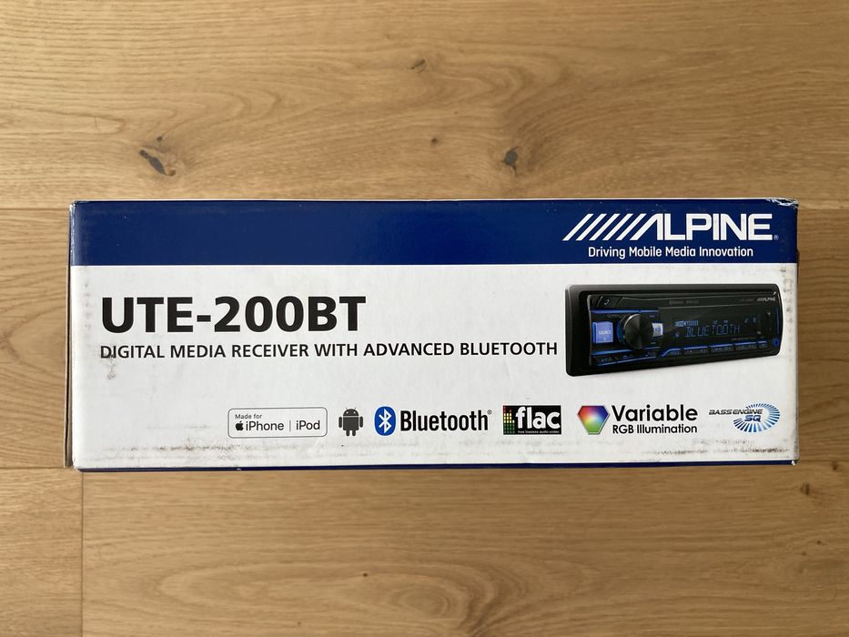 Rádio 1DIN Alpine UTE200BT igual a novo