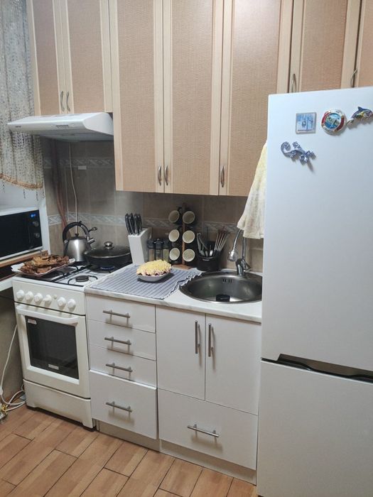 Здам  - центр, 2 кімнати, повна комплектація, світло без відключень