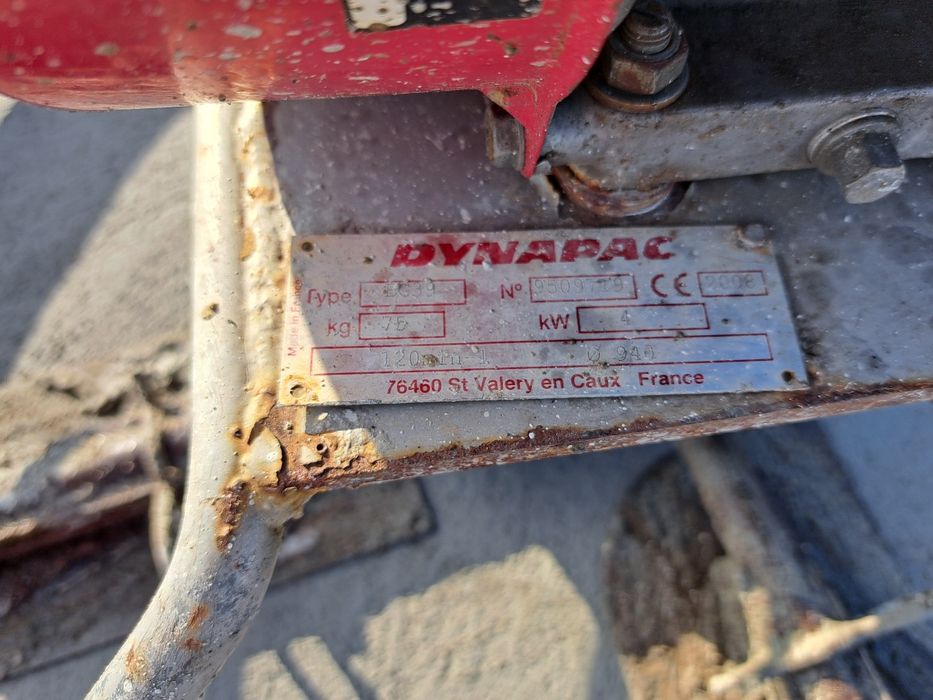 Zacieraczka Dynapac BG39 90cm Honda