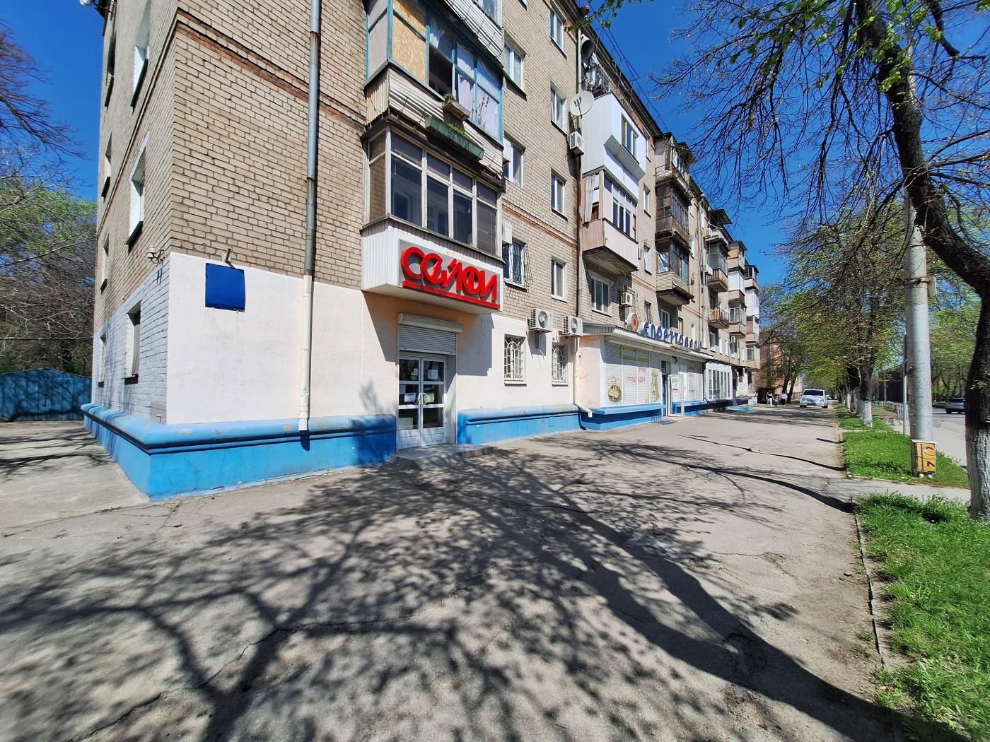 Продаж нежитлового приміщення в центрі Дніпровського району