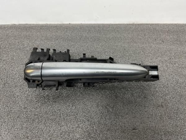 Puxador porta frente direita RENAULT Megane II Break (KM0/1_)