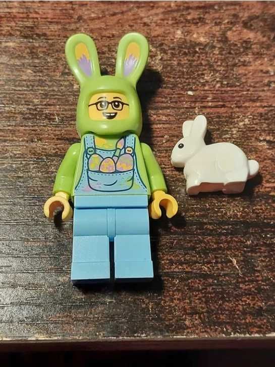 Figurka Lego zając wielkanocny królik kostium BAM Wielkanoc 2025