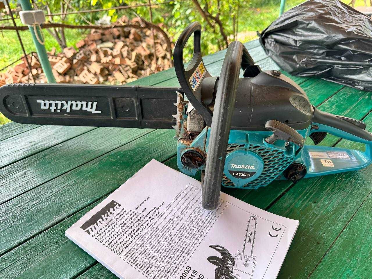 Бензопила Makita EA3203S, в гарному робочому стані, ОРИГІНАЛ, б/у